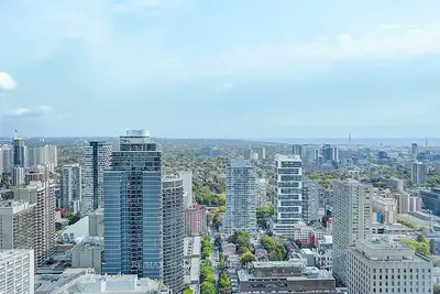 763 Bay Street 4804, Toronto, On M5g 2r3