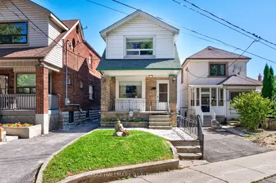 631 Lauder Avenue, Toronto, On M6e 3j8