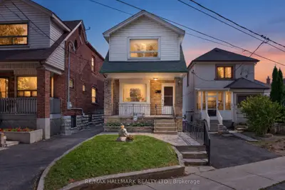 631 Lauder Avenue, Toronto, On M6e 3j8