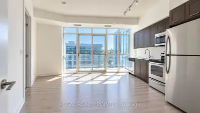 169 Fort York Boulevard 321, Toronto, On M5v 0c8