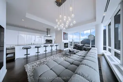 180 University Avenue 5508, Toronto, On M5h 0a2