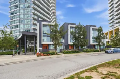 113 Mcmahon Drive Th07, Toronto, On M2k 2x9