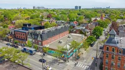 539 Parliament Street, Toronto, On M4x 1p7