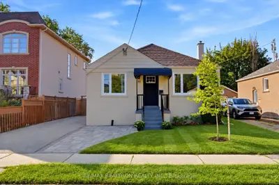 119 Reiner Road, Toronto, On M3h 2l7