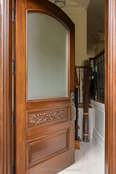 175 Snowdon Avenue, Toronto, On M4n 2b1