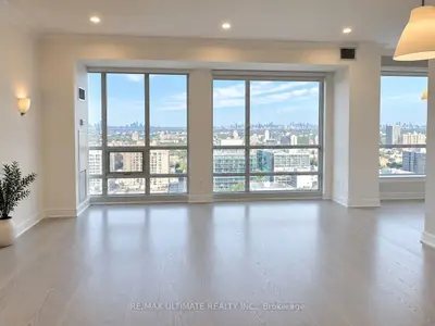 761 Bay Street 4212, Toronto, On M5g 2r2