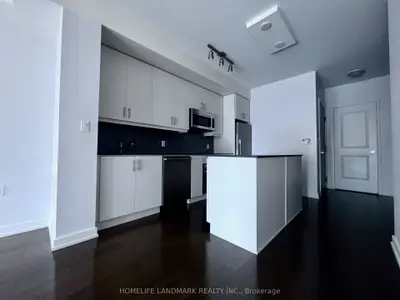 1 The Esplanade Drive 801, Toronto, On M5e 0a8