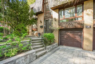43 Sagebrush Lane, Toronto, On M3a 1x4