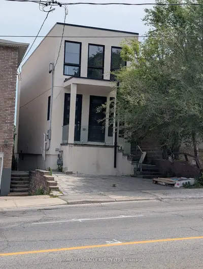 2099 Dufferin Street, Toronto, On M6e 3r3