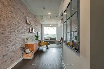 109 Ossington Avenue 504, Toronto, On M6j 0g1