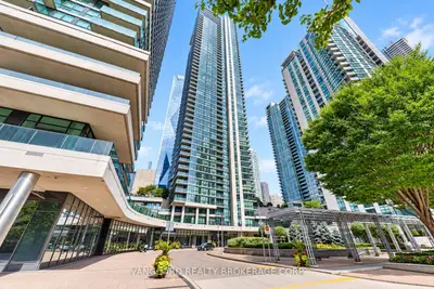 16 Harbour Street 5104, Toronto, On M5j 2c7