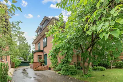 105 Roxborough Street E, Toronto, On M4w 1v9