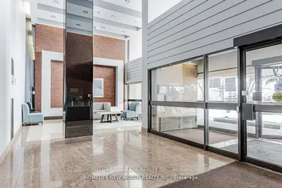 260 Seneca Hill Drive 408, Toronto, On M2j 4s6