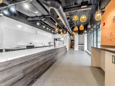 955 Bay Street 2, Toronto, On M5s 0s6
