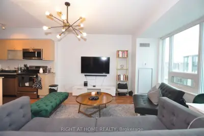 55 East Liberty Street 407, Toronto, On M6k 3p9
