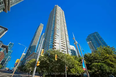 35 Mariner Terrace 3703, Toronto, On M5v 3v9