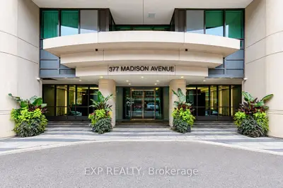 377 Madison Avenue 216, Toronto, On M4v 3e1