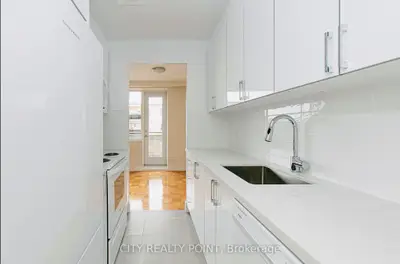 2 Grandstand Place 601, Toronto, On M4h 1e2