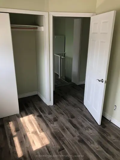 849 Bathurst Street 1, Toronto, On M5r 3g2
