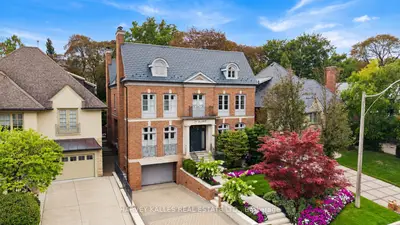 250 Forest Hill Road, Toronto, On M5p 2n5