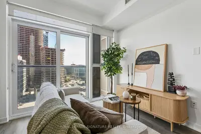 20 Richardson Street 1006, Toronto, On M5a 0s6