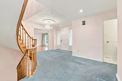 20 Riderwood Drive, Toronto, On M2l 2x3