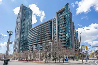 209 Fort York Boulevard 1062, Toronto, On M5v 4a1