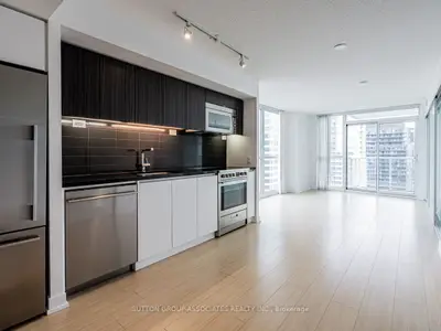 75 Queens Wharf Road 2808, Toronto, On M5v 0j8