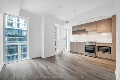 100 Queen Street E 910, Toronto, On M5c 0b5
