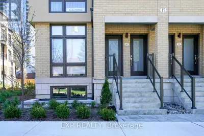 15 Eldora Avenue 39, Toronto, On M2m 1a4