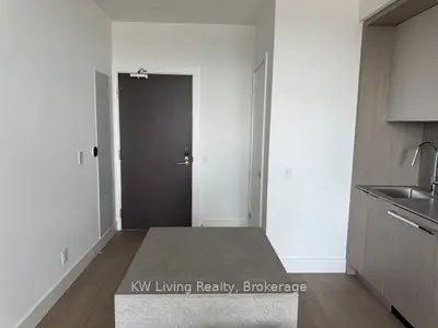 6 Greenbriar Road 1017, Toronto, On M2k 0h6