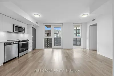 18 Tretti Way 1502, Toronto, On M3h 0e4