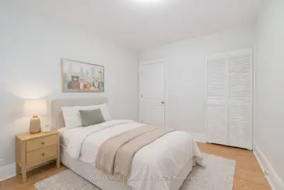 27 Hillsboro Avenue Unit 2, Toronto, On M5r 1s6