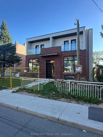 145 Dovercourt Road, Toronto, On M6j 3c5
