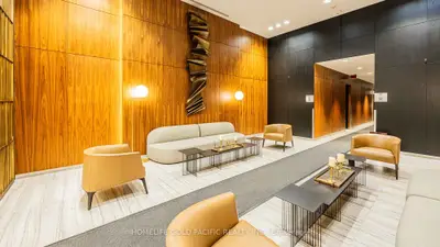 8 Eglinton Avenue E 5103, Toronto, On M4p 0c1