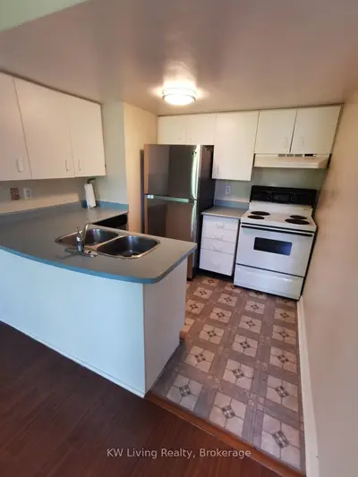 106 Redpath Avenue 15, Toronto, On M4s 2j7