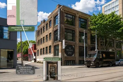 14 Mccaul Street, Toronto, On M5t 1v6