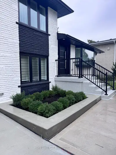 42 Lissom Crescent Bsm Unit, Toronto, On M2r 2p1