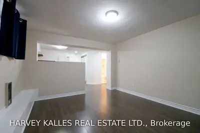 21 Braemar Avenue Lower, Toronto, On M5p 2l1