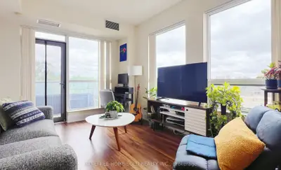 120 Harrison Garden Boulevard 527, Toronto, On M2n 0h1