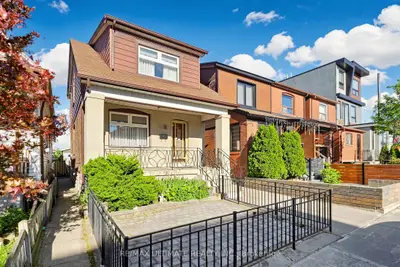 494 Oakwood Avenue W, Toronto, On M6e 2w7