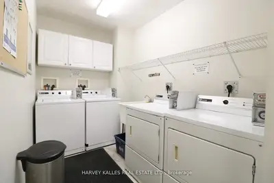 858 Davenport Road 201, Toronto, On M6g 2b6