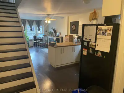 716 Ossington Avenue 2nd Flr, Toronto, On M5g 3t7