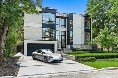 62 Norden Crescent, Toronto, On M3b 1b6