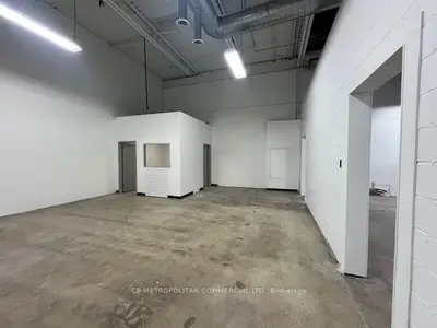 100 Sunrise Avenue 132, Toronto, On M4a 1b3
