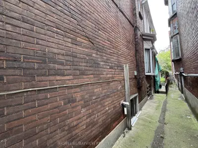 539 Lansdowne Avenue, Toronto, On M6h 3y2