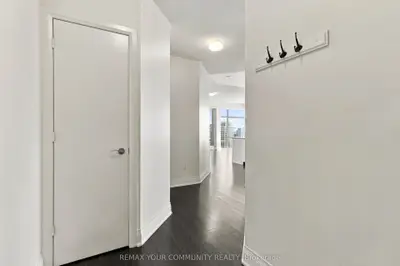 2191 Yonge Street 4411, Toronto, On M4s 3h8