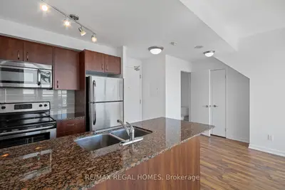 55 East Liberty Street 514, Toronto, On M6k 3p9