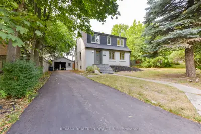 150 Upper Canada Drive, Toronto, On M2p 1s8