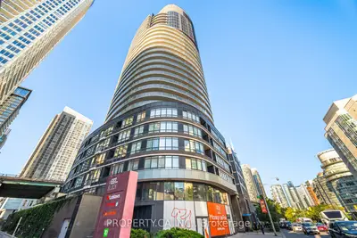 38 Dan Leckie Way 508, Toronto, On M5v 2v6